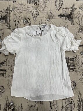 Naked Zebra White Puff-Sleeve Peasant Blouse